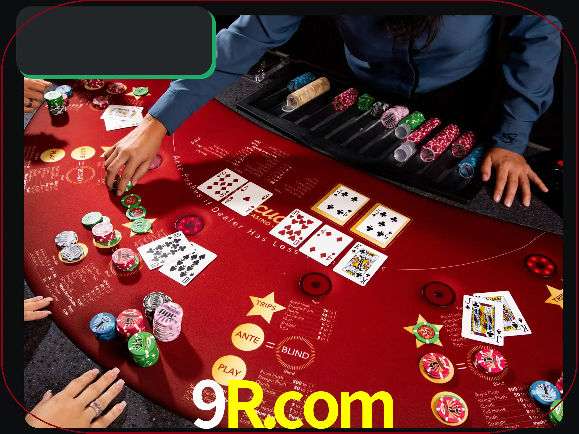 Jogue pôquer com pessoas reais em uma mesa.
